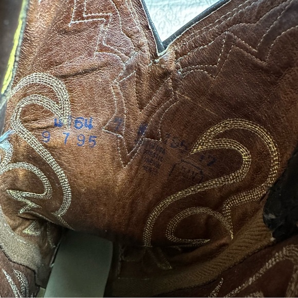 Dan Post brown classic cowboy boots sz 7 - Picture 2 of 10